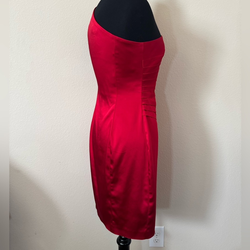 Guess Elegant Shiny Red One-Shoulder Dress Size 6 - Picture 4 of 8